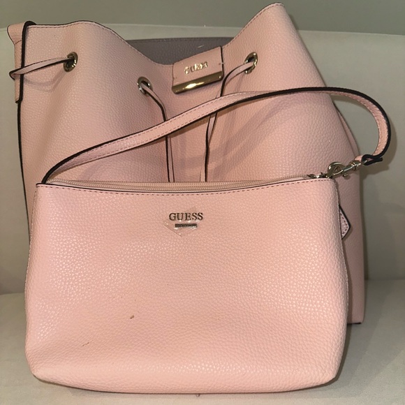 Guess Bucket Bag - Picture 6 of 8